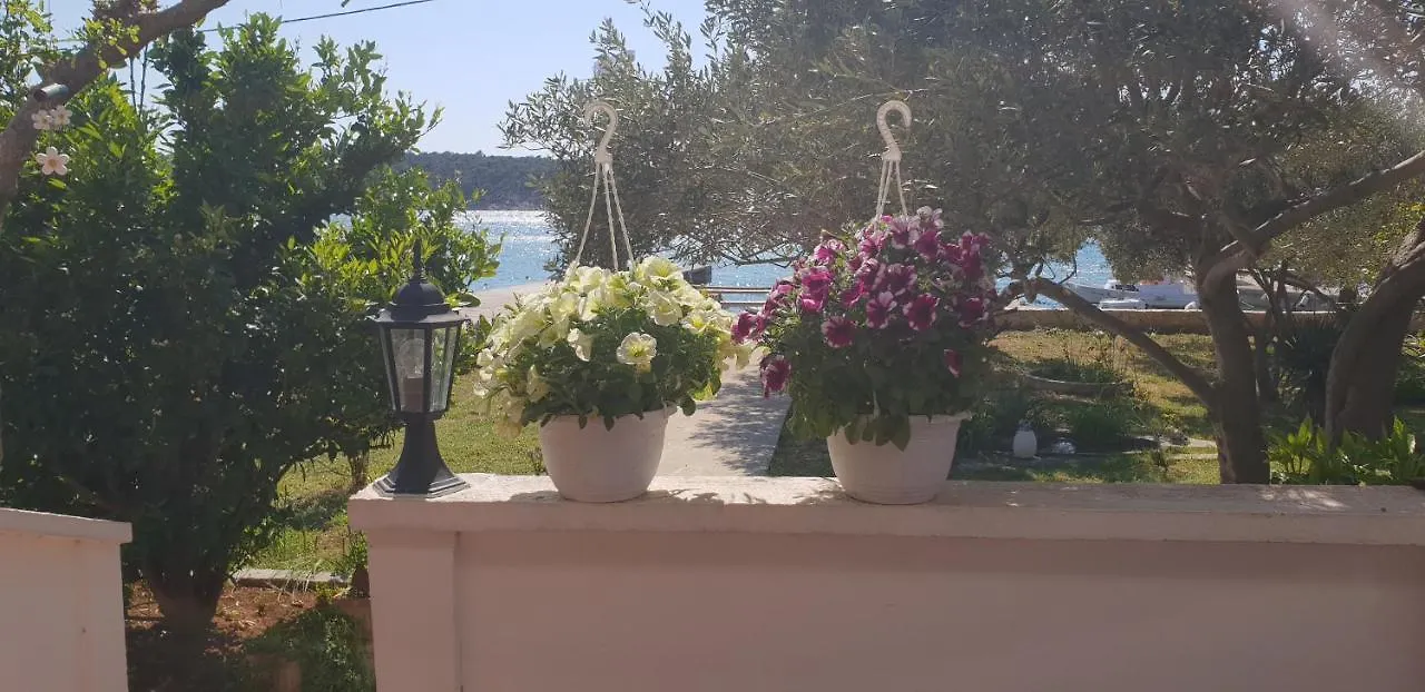 Frühstückspension Bed And Breakfast Nika Barbat na Rabu