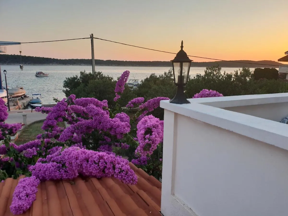 Bed & Breakfast Bed And Breakfast Nika Barbat na Rabu